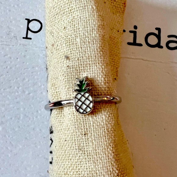 NWT Pura Vida silver pineapple ring - Picture 5 of 6
